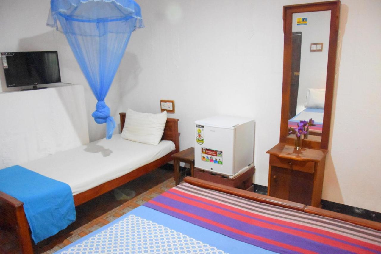 S P City Resort Anuradhapura Exterior photo